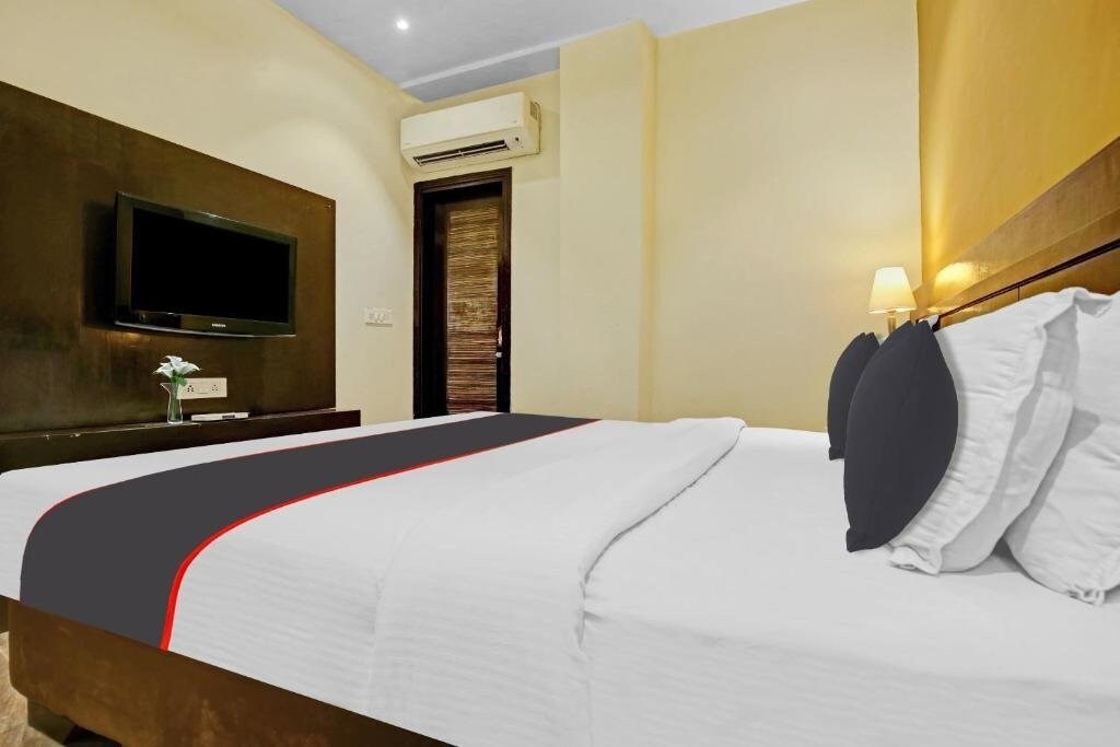 Лудхиана: Collection O 92973 Hotel Royal Jihaan