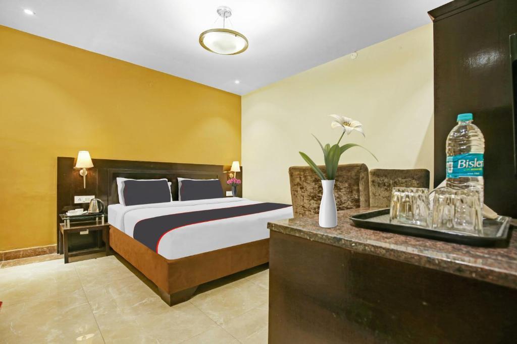 Лудхиана: Collection O 92973 Hotel Royal Jihaan