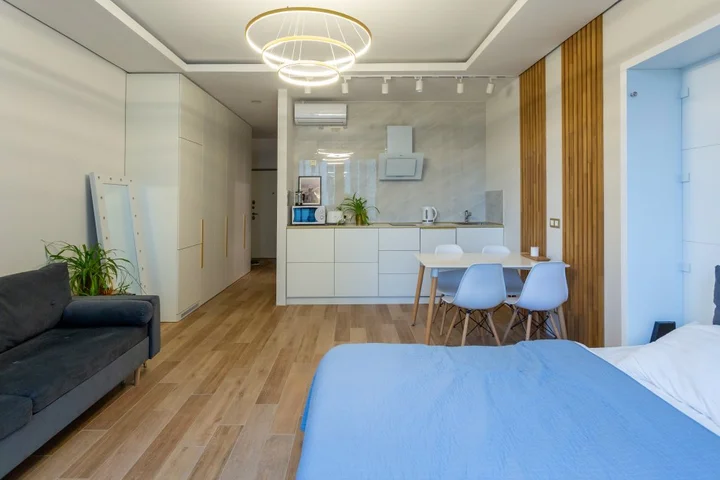 Москва: Апартаменты #3 White studio for 2+2 by Lo Apartments
