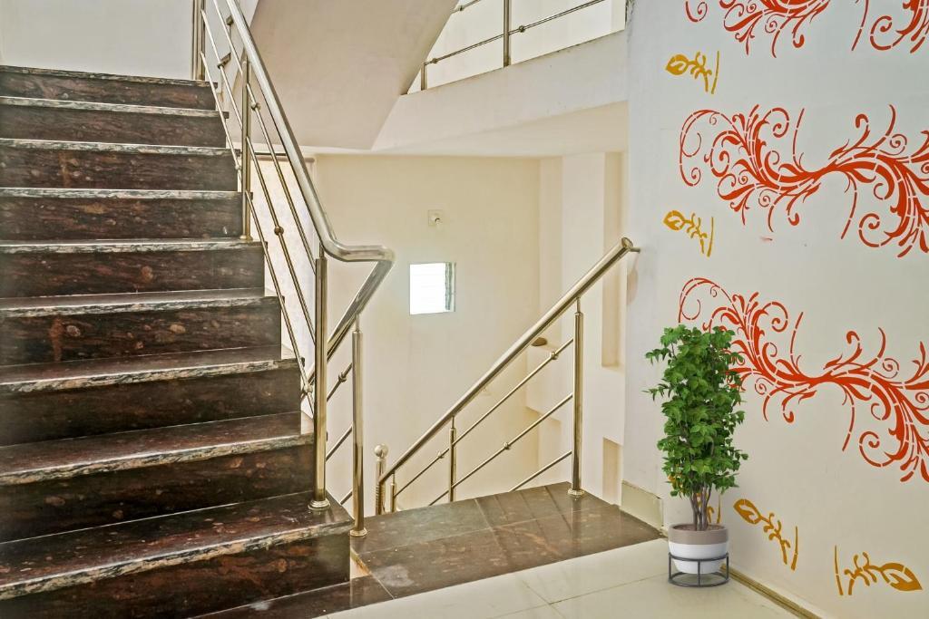 Удаипур: Collection O Hotel Thakur