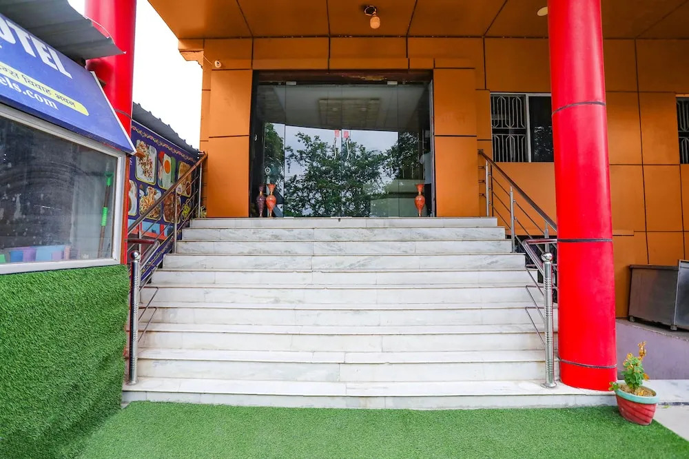 Бодх-Гая: Fabhotel Buddha Saalt