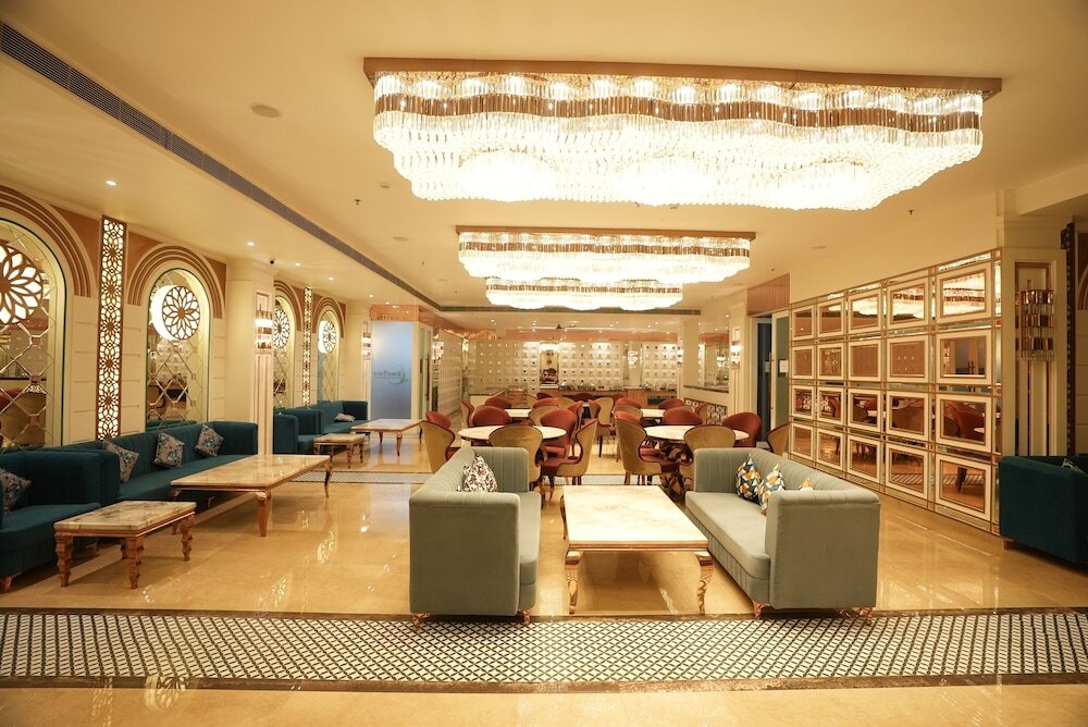 Большая Нойда: Lime Tree Hotel and Banquet Greater Noida