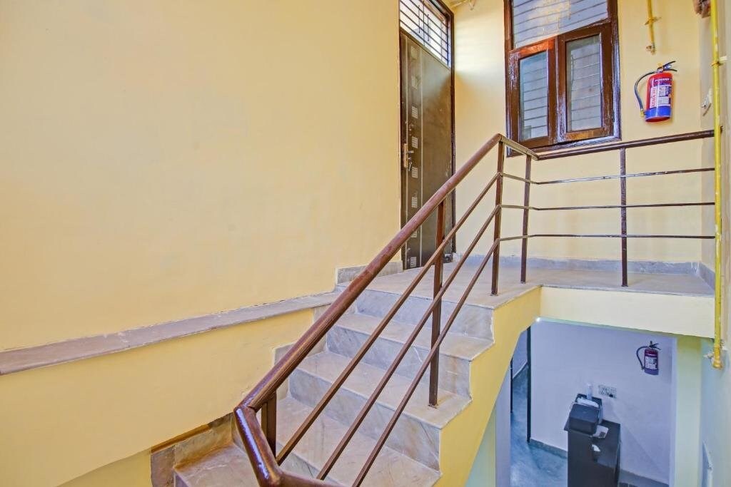 Газиабад: Capital O 86220 Hotel Sunshine 2