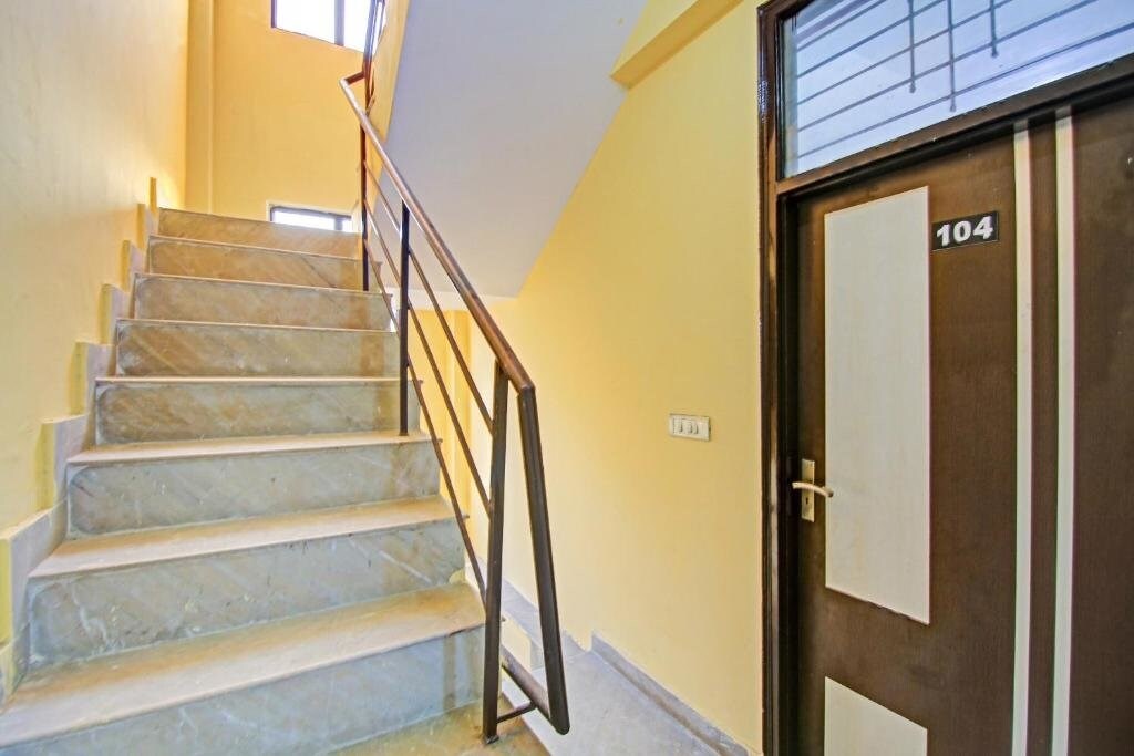 Газиабад: Capital O 86220 Hotel Sunshine 2