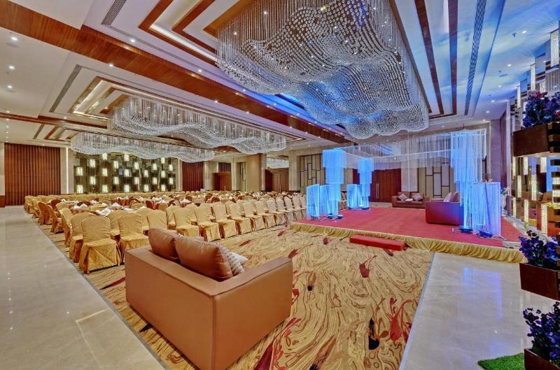 Junagadm: The Fern Leo Resort & Club