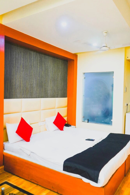 Гуруграм: JK Suites