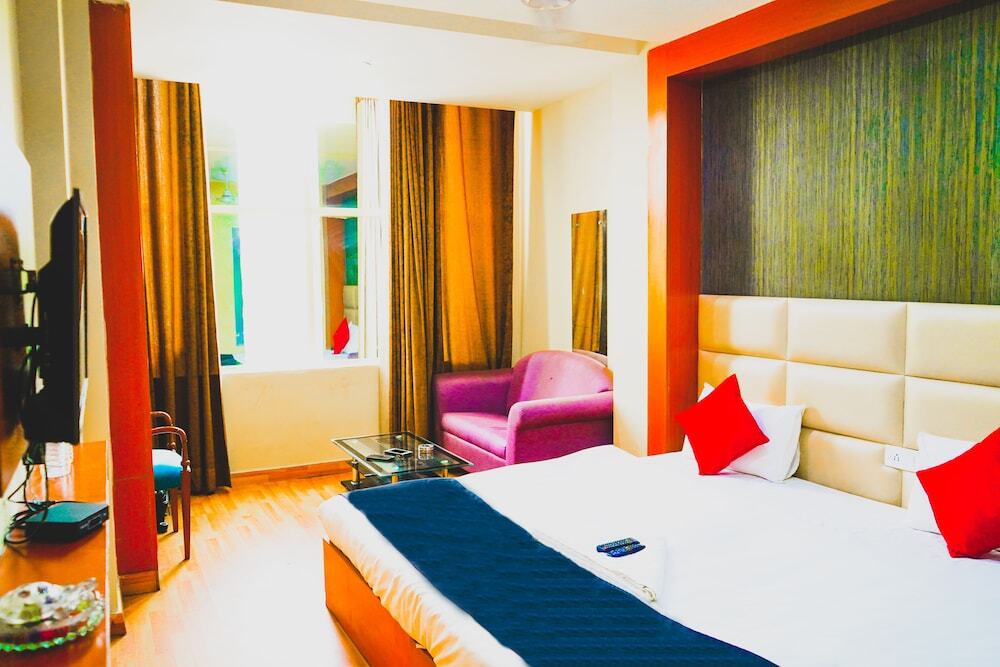 Гуруграм: JK Suites