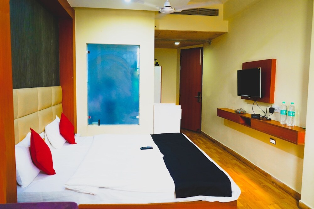 Гуруграм: JK Suites