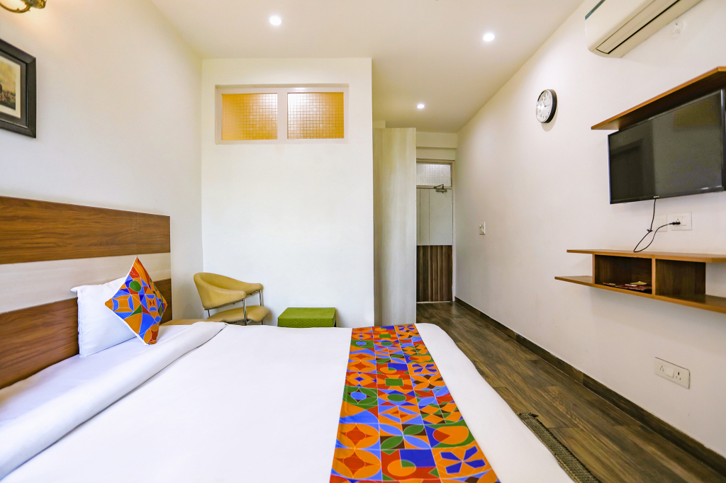 Гуруграм: Fabhotel Aravali Suites