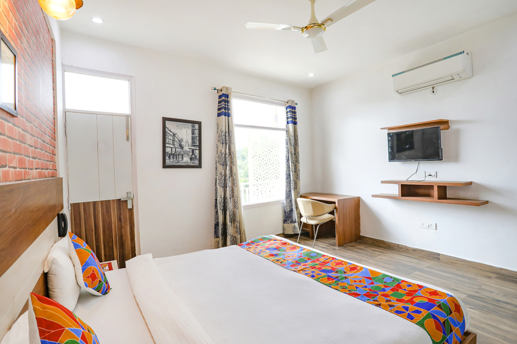 Гуруграм: Fabhotel Aravali Suites