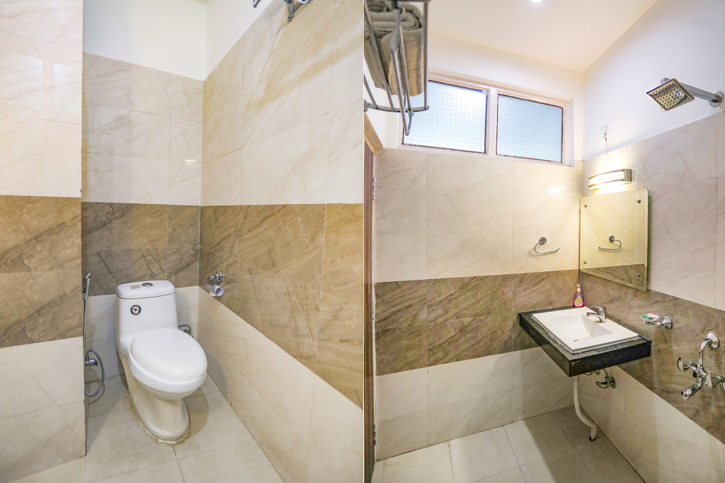 Гуруграм: Fabhotel Aravali Suites