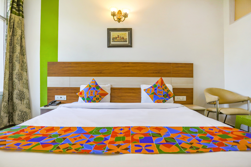 Гуруграм: Fabhotel Aravali Suites