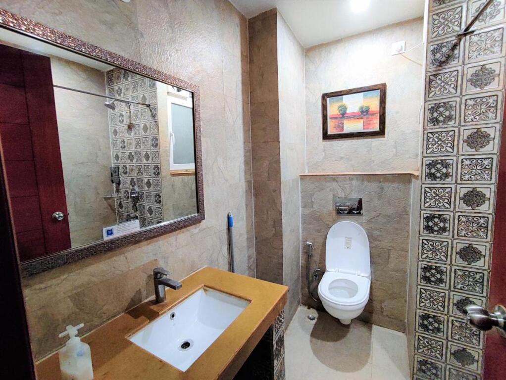 Гуруграм: The Angel Hotel & Suites