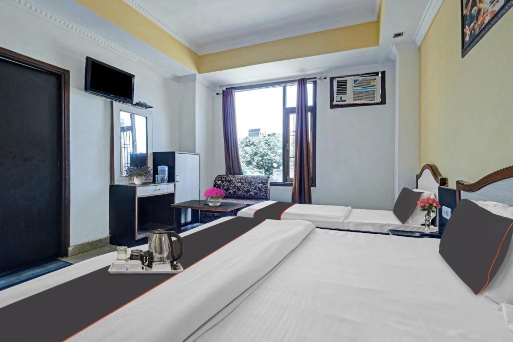 Катра: Capital O 90742 Hotel Vidya Residency