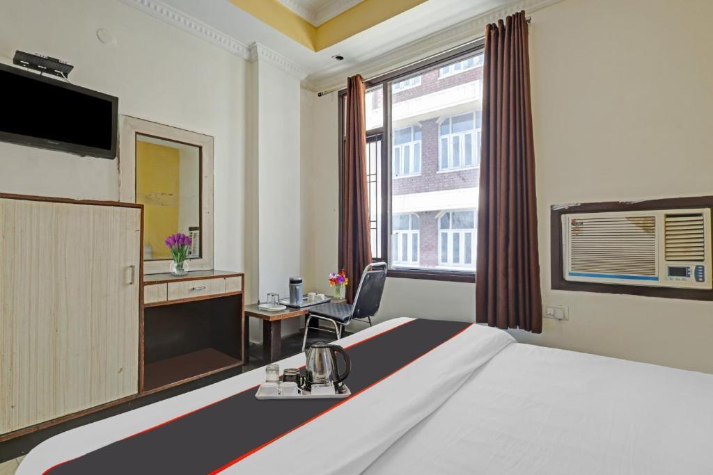 Катра: Capital O 90742 Hotel Vidya Residency