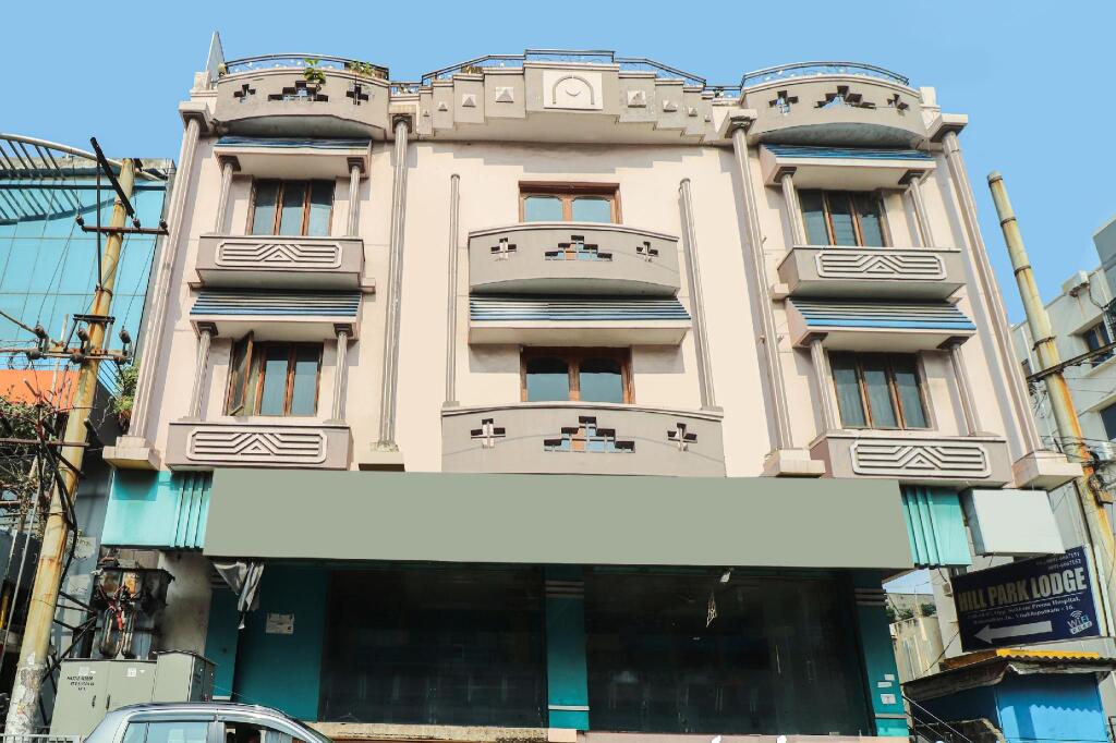 Висакхапатнам: SPOT ON 81033 Hotel Hill Park