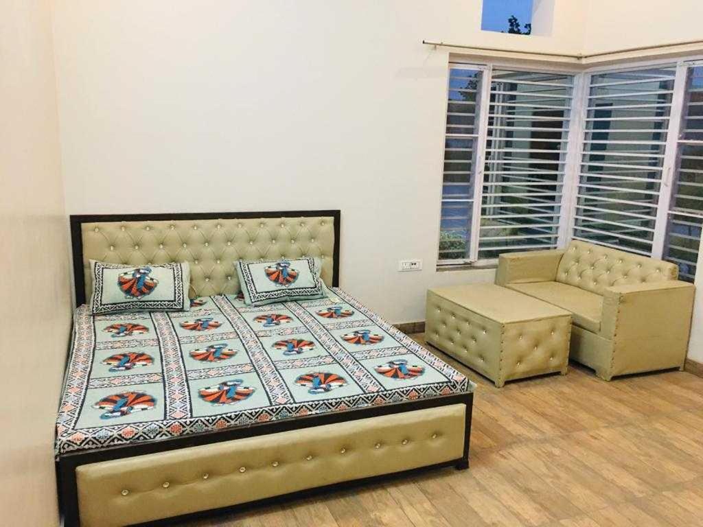 Большая Нойда: Spot On 93604 Agrah Hotel
