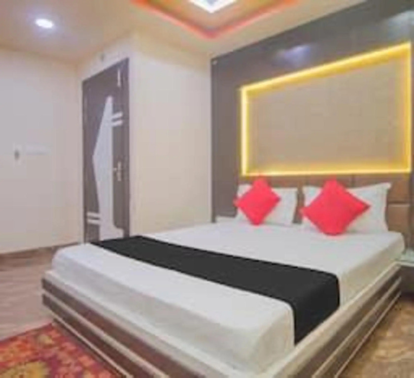 Куч-Бехар: Capital O Hotel Stay in