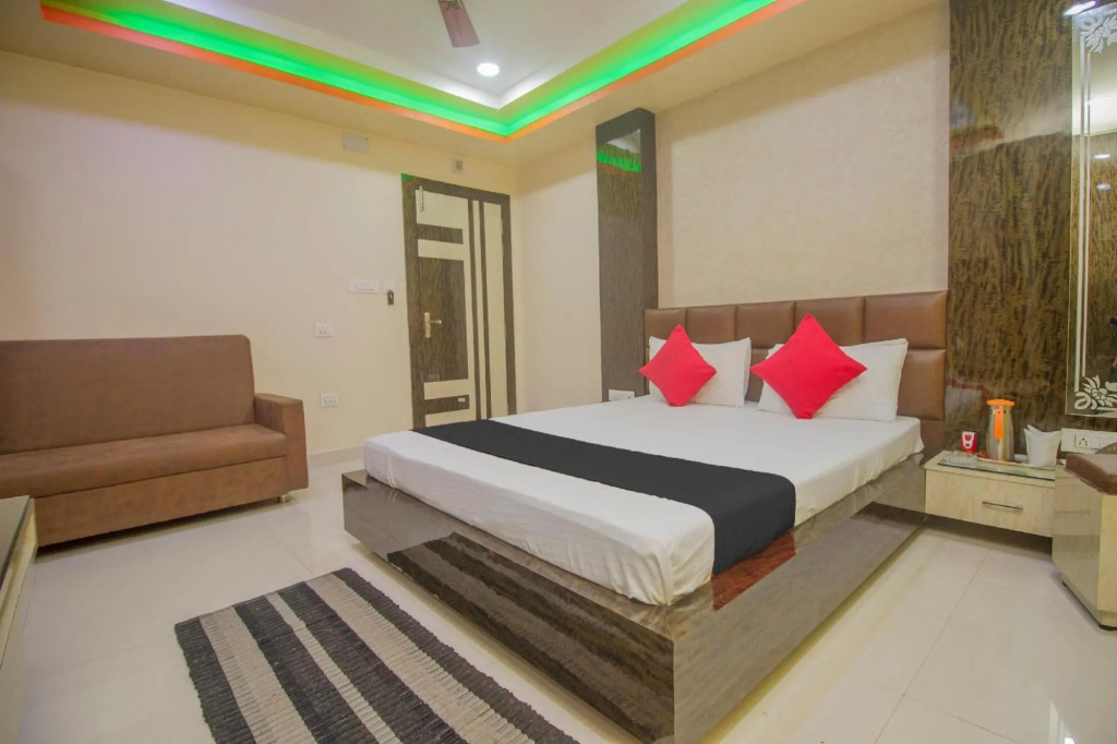 Куч-Бехар: Capital O Hotel Stay in