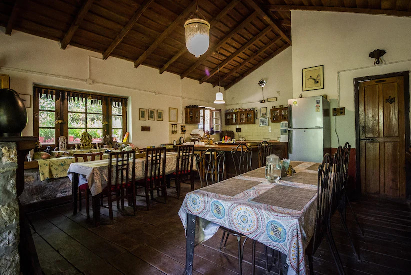 Гуруграм: Jungle Lore Birding Lodge, Pangot