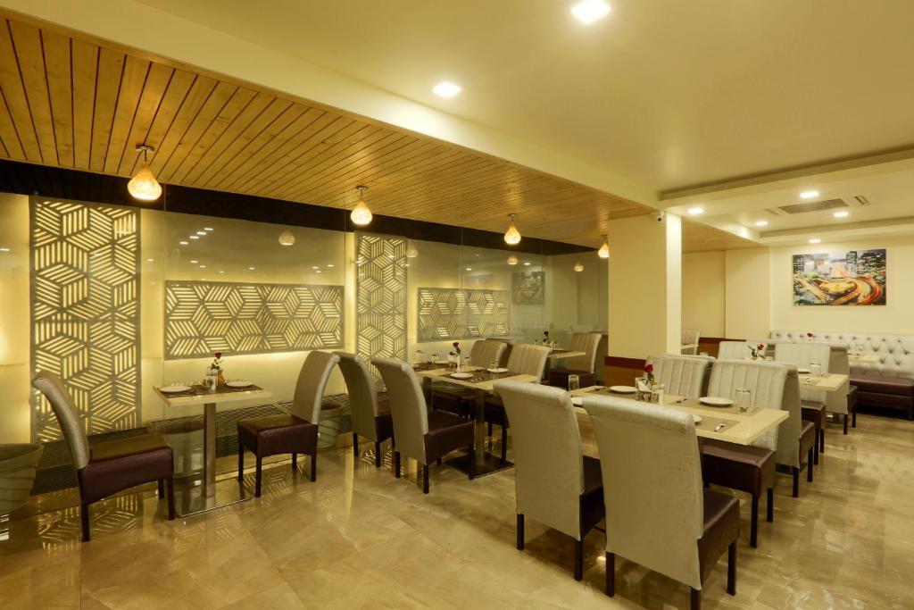 Гуруграм: Hotel Omega - Gurgaon Central
