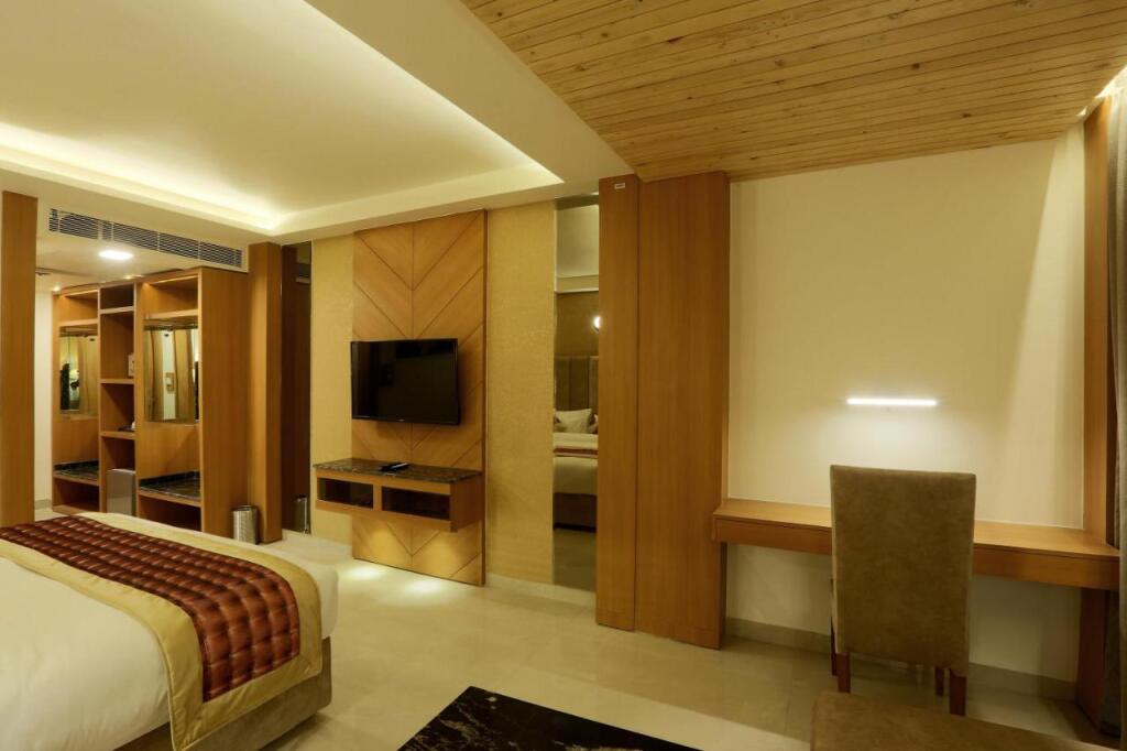Гуруграм: Hotel Omega - Gurgaon Central