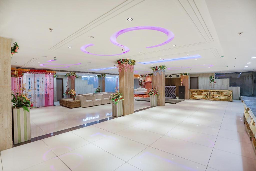 Газиабад: FabHotel Indirapuram by SBG Near Sec 62 Noida