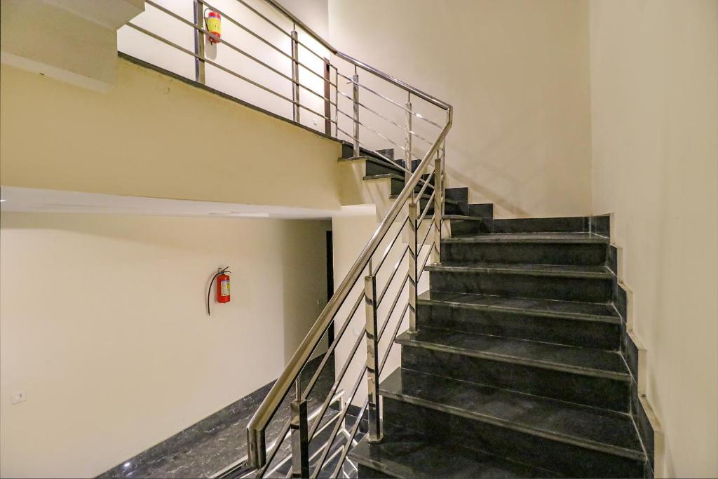 Харидвар: FabHotel AGK
