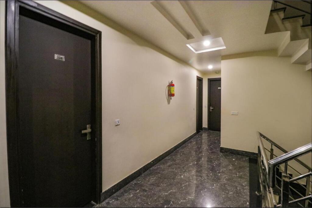 Харидвар: FabHotel AGK