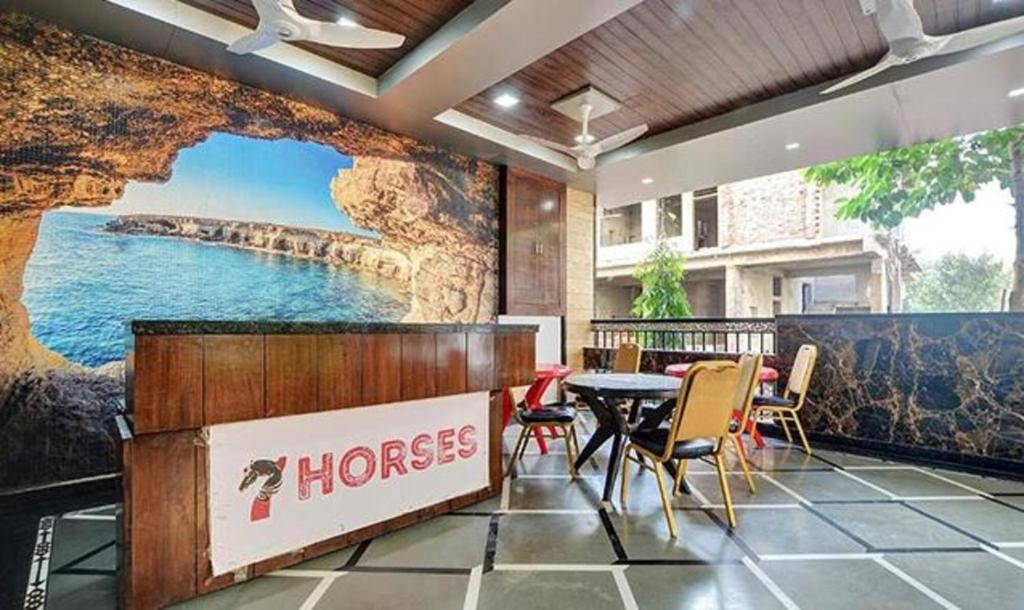 Fabhotel Homestay By 7 — фото 4