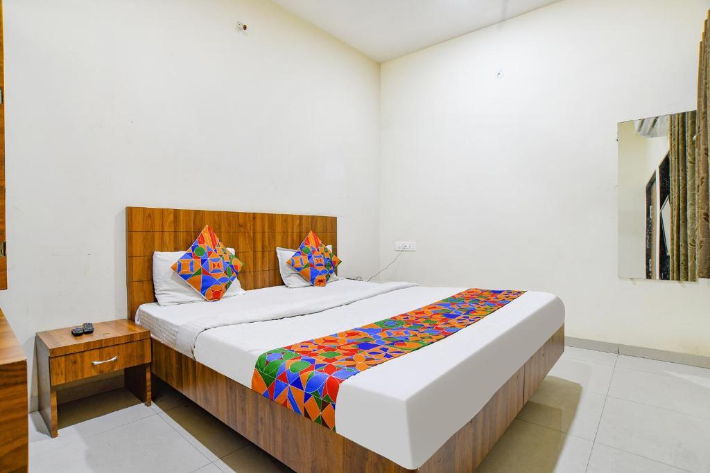 Индаур: FabHotel 44 The M'Bience