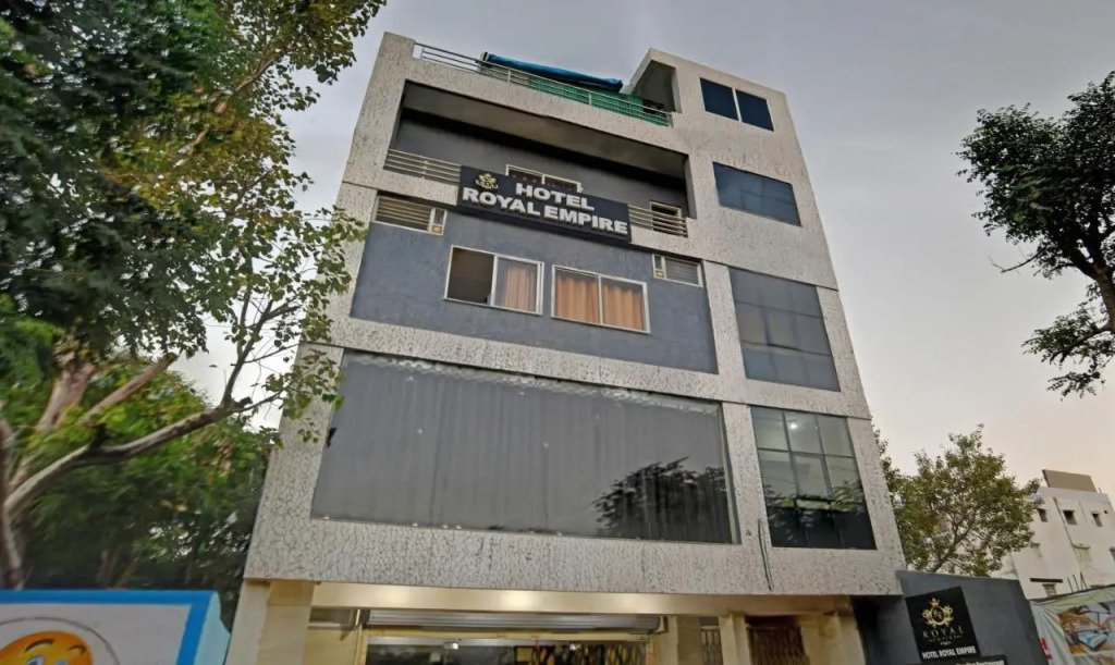 Индаур: Treebo Royal Empire Indore