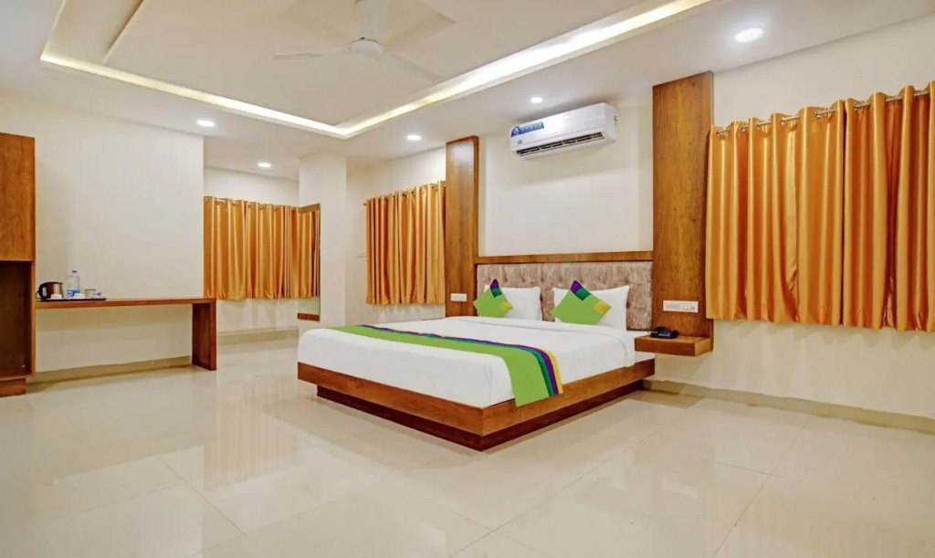 Индаур: Treebo Royal Empire Indore