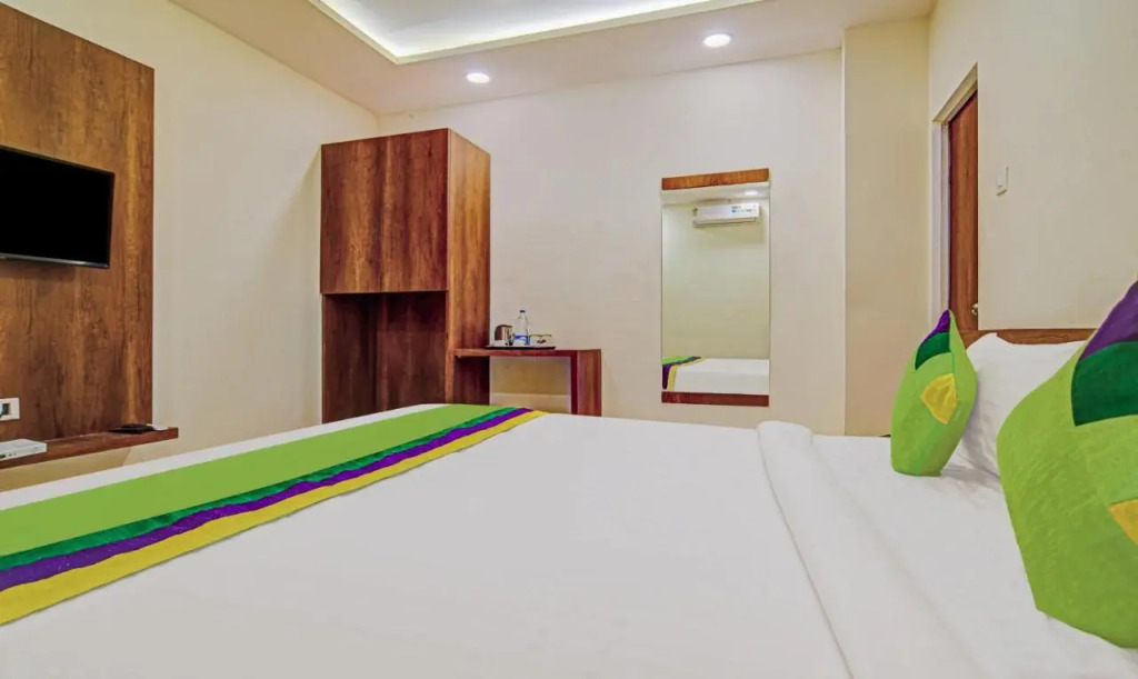 Индаур: Treebo Royal Empire Indore