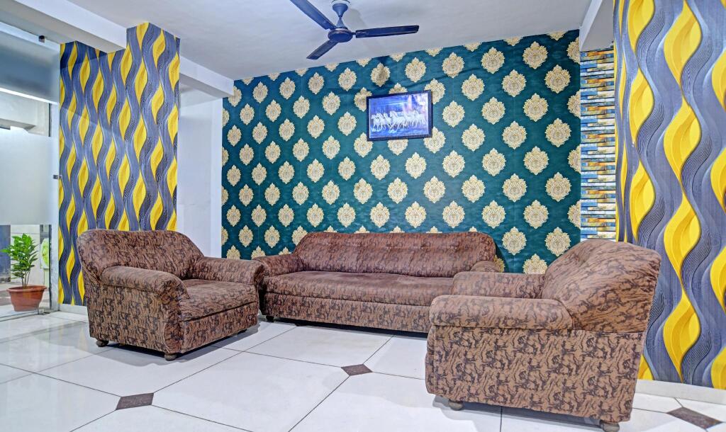 Индаур: Treebo Royal Empire Indore