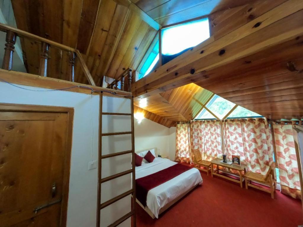 Манали: Hotel Sun N Snow Manali