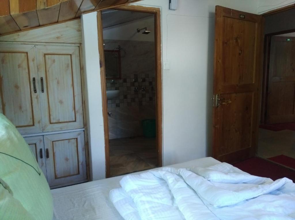Манали: Hotel Sun N Snow Manali