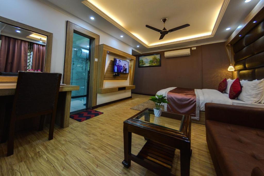 Шринагар: Hotel Royal Milad