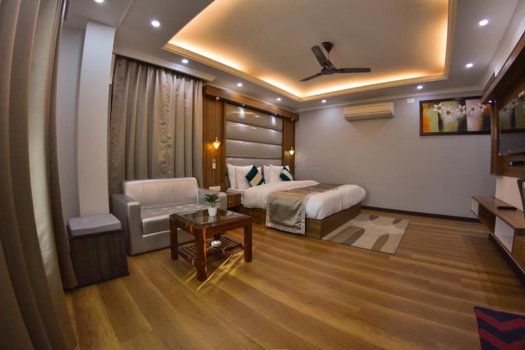 Шринагар: Hotel Royal Milad