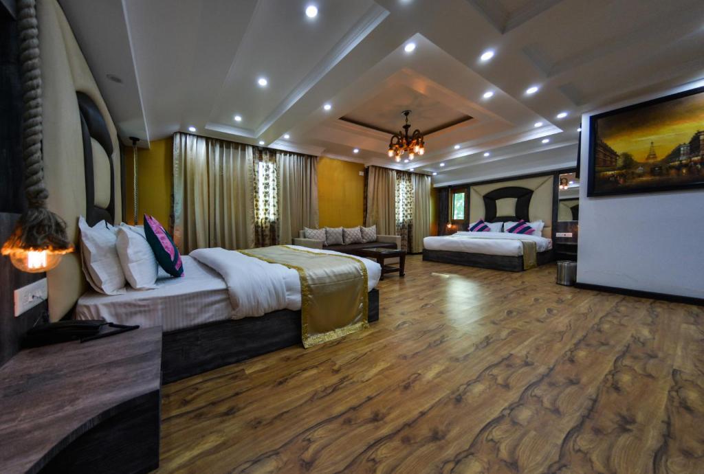 Шринагар: Hotel Royal Milad