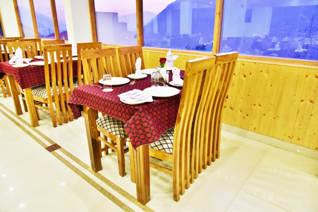 Манали: Whistling Pines Resort & Spa