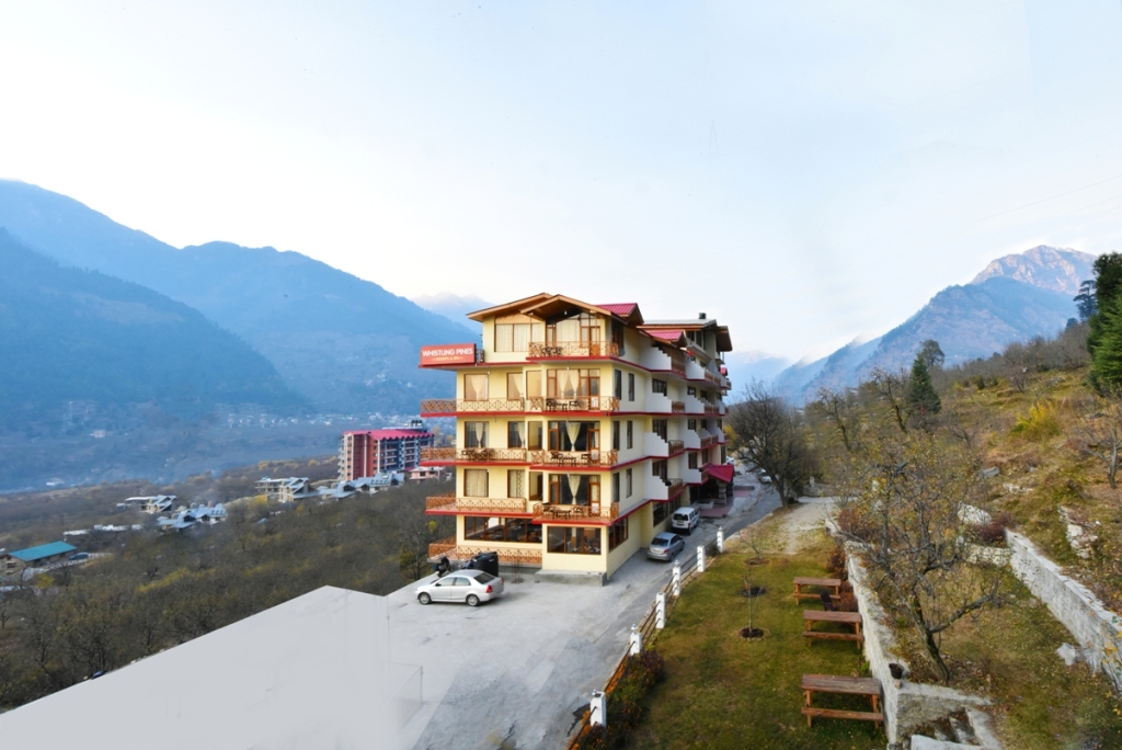 Манали: Whistling Pines Resort & Spa