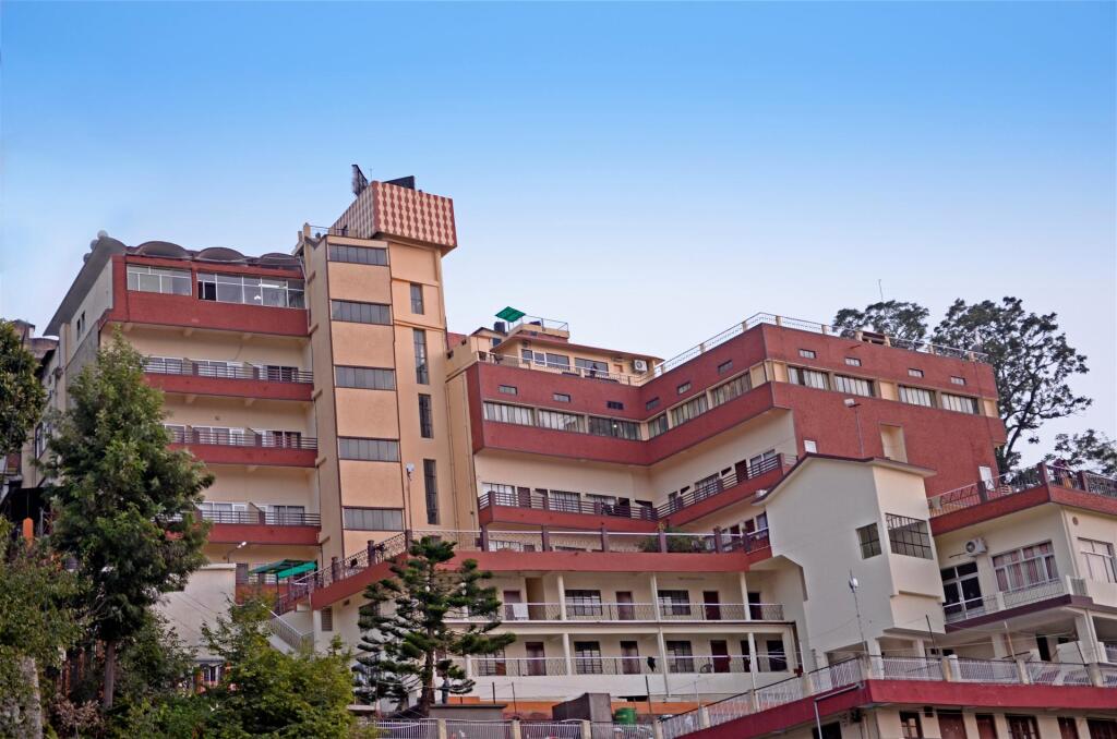 Сукха: Hotel Shikhar & Restaurant