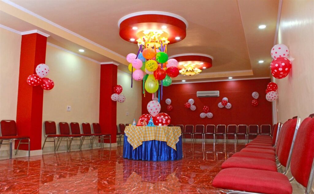 Сукха: Hotel Shikhar & Restaurant