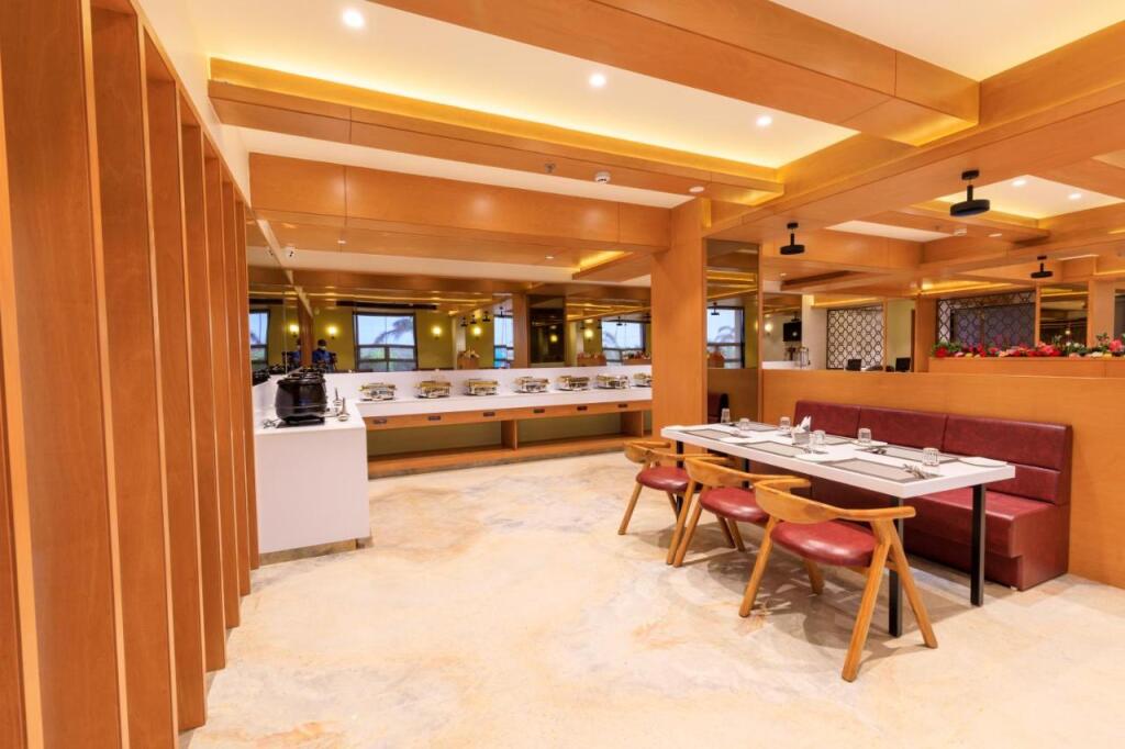 Джамнагар: Lords Eco Inn Jamnagar Apple Gate