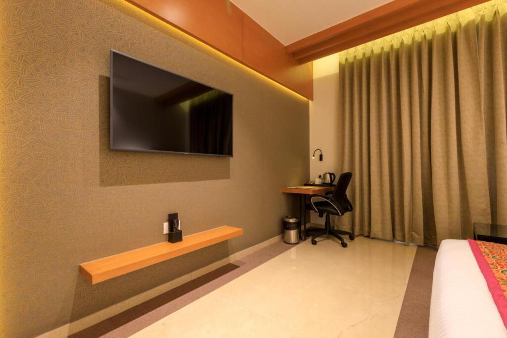 Джамнагар: Lords Eco Inn Jamnagar Apple Gate