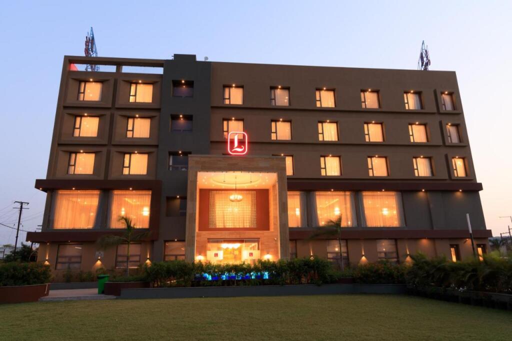 Джамнагар: Lords Eco Inn Jamnagar Apple Gate