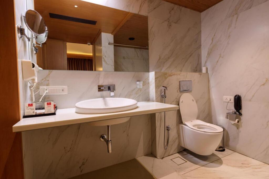 Джамнагар: Lords Eco Inn Jamnagar Apple Gate