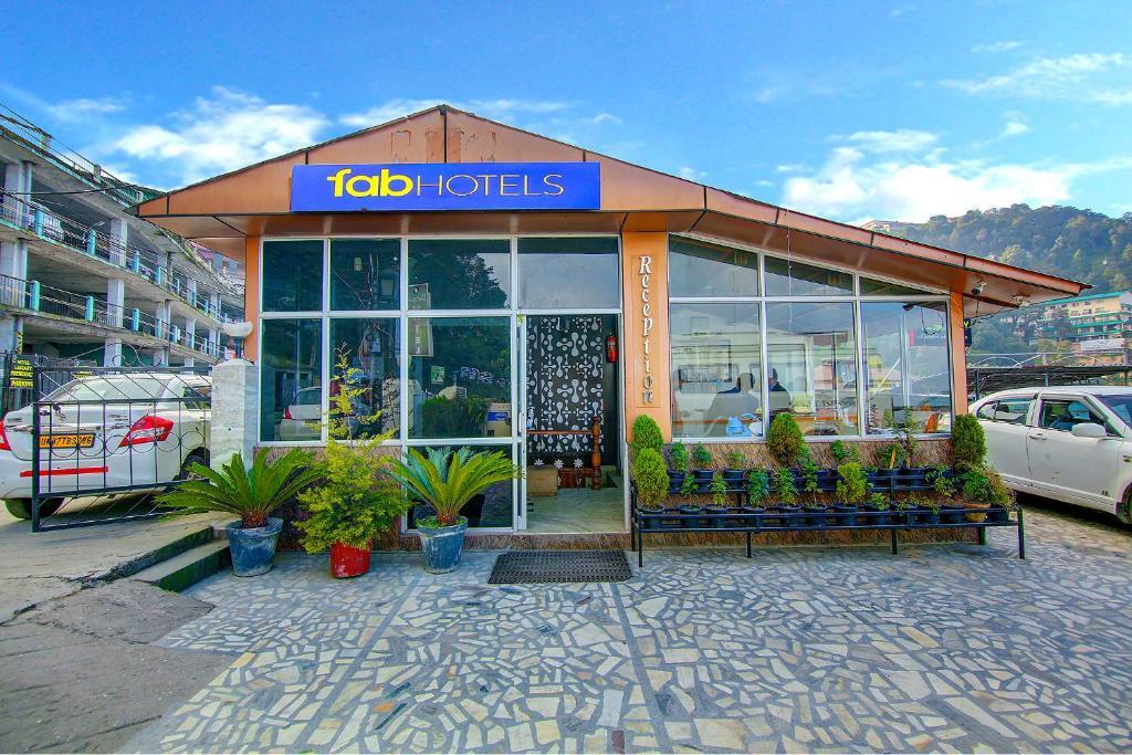 Массури: Fabhotel Dwaper