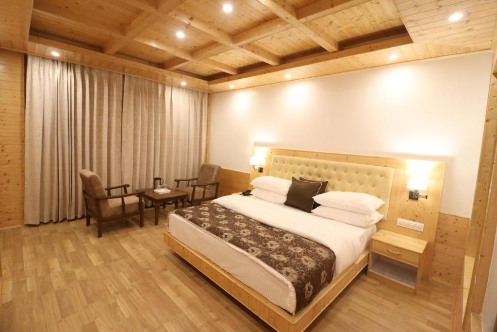 Манали: Hotel the moksha valley